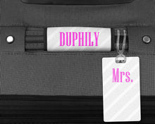 Load image into Gallery viewer, Wedding Gift Basket