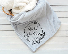 Load image into Gallery viewer, Girls' Getaway Gift Basket